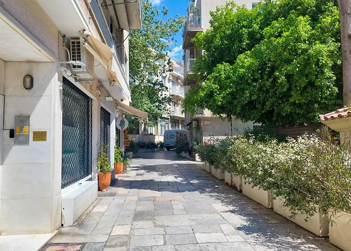 Acropolis Hideaway - Tranquil Retreat In Plaka